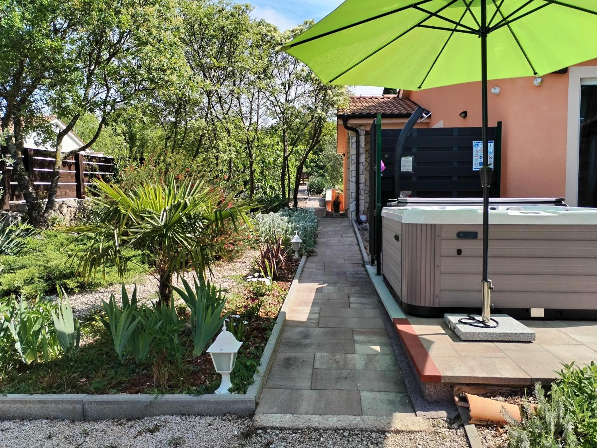The Forest House Krk 2 Kras ภายนอก รูปภาพ